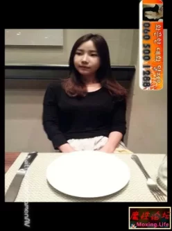 漂亮大奶美女視頻流出含大量生活美照一流身材天使面孔[1V93MB]